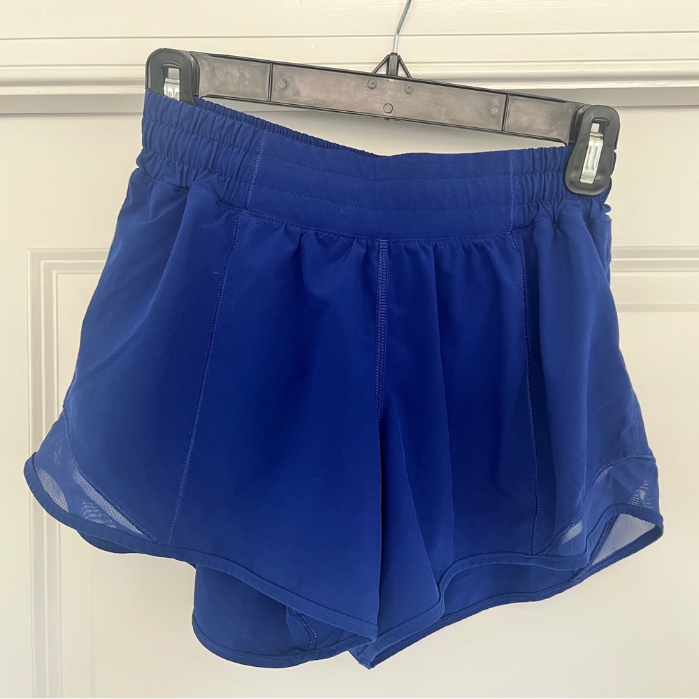 LULULEMON blue 4 inch hotty hot shorts